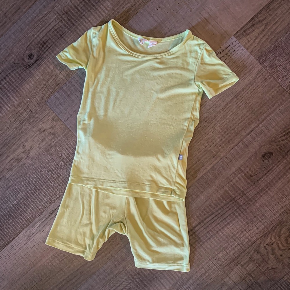 KyteBaby Toddler Pajamas Size 3t Color Kiwi VGUC